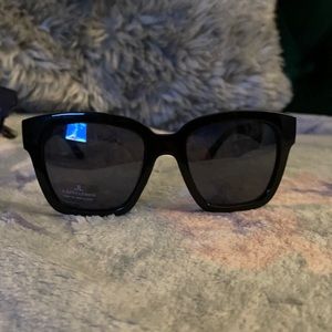 Judith Leiber Black Sunglasses 🕶